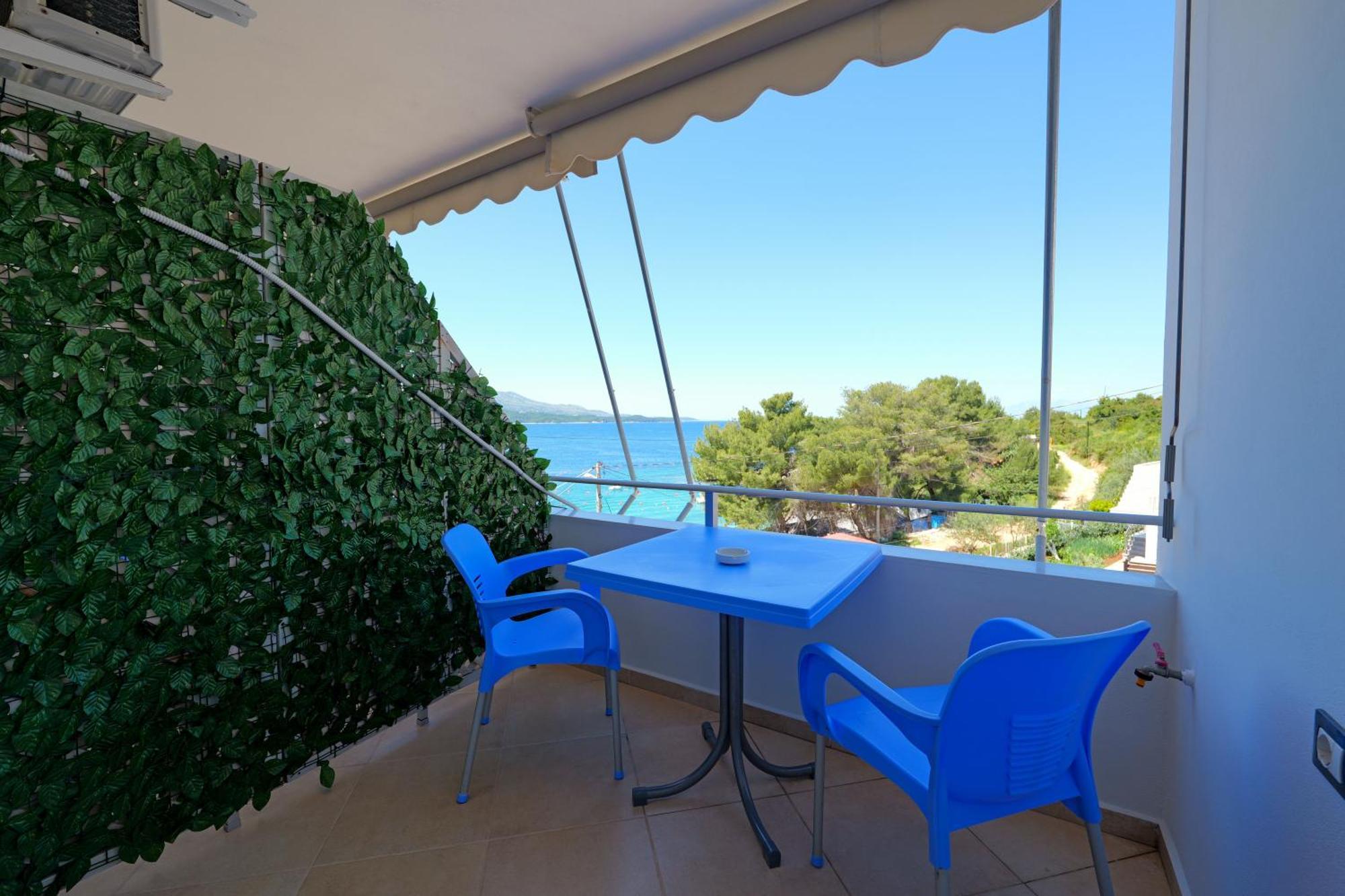 Tori's Guesthouse Ksamil Eksteriør billede